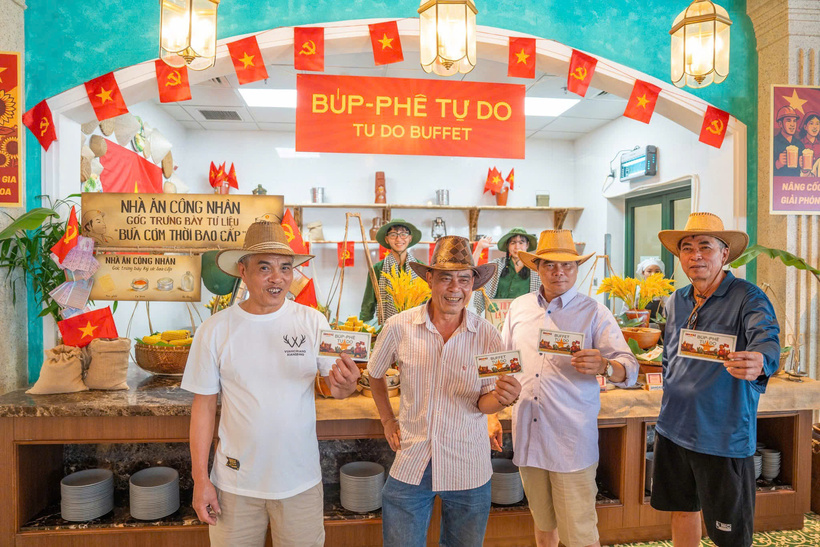 Buffet Tự Do mang đến những món ăn từng là "mảnh ghép tuổi thơ"