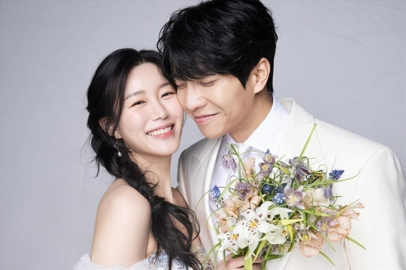 Chuyện tình cảm của Lee Seung Gi và Lee Da In không nhận được sự ủng hộ của người hâm mộ.