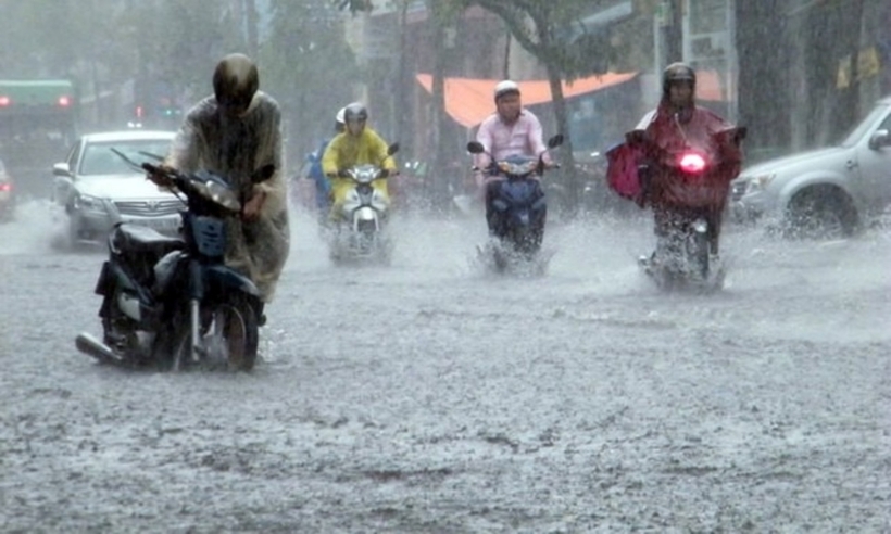 Không khí lạnh nén rãnh áp thấp ở phía Bắc có thể gây ra các đợt mưa rào và dông ở khu vực Bắc Bộ. Ảnh minh họa: Sức Khỏe & Đời Sống