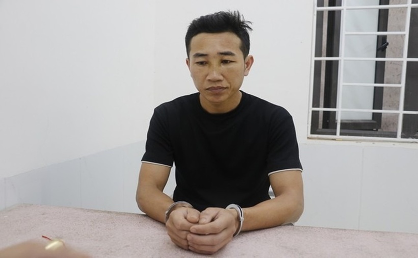 Hà Văn Thúy tại cơ quan công an. (Ảnh: Tiền phong)
