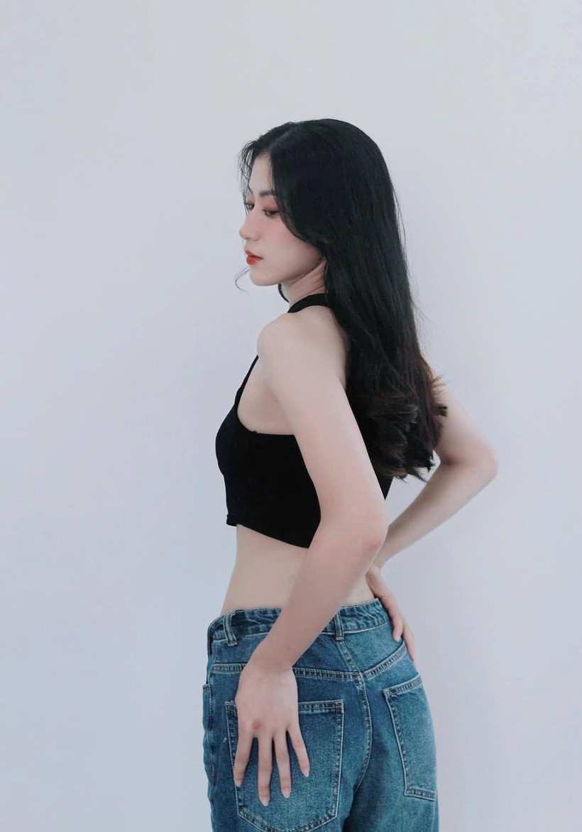 Ở tuổi 24, Kiều Trinh được bạn bè khen ngày một mặn mà. Bên cạnh đó, cô cũng không ngừng tiến bộ về chuyên môn trong những năm gần đây.