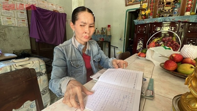 Mẹ nữ sinh Nguyễn Ngọc Bảo Tr. mong cơ quan chức năng điều tra, làm rõ vụ tai nạn khiến con gái tử vong và xử lý đúng người, đúng tội. Ảnh: Người Lao Động.