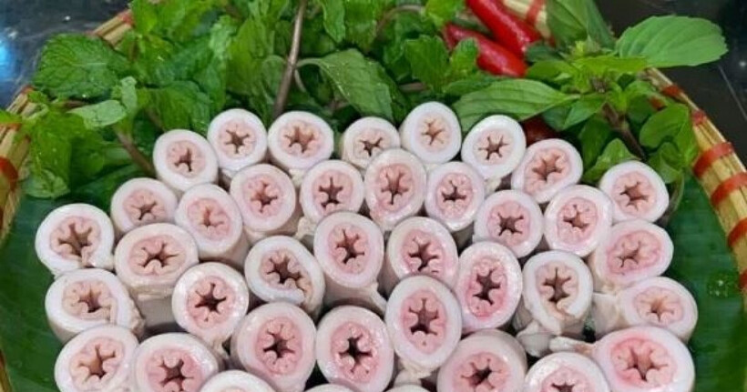 Hà Nội sẽ kiểm tra, truy xuất nguồn gốc cơ sở khoe cỗ lòng se điếu dài 40m