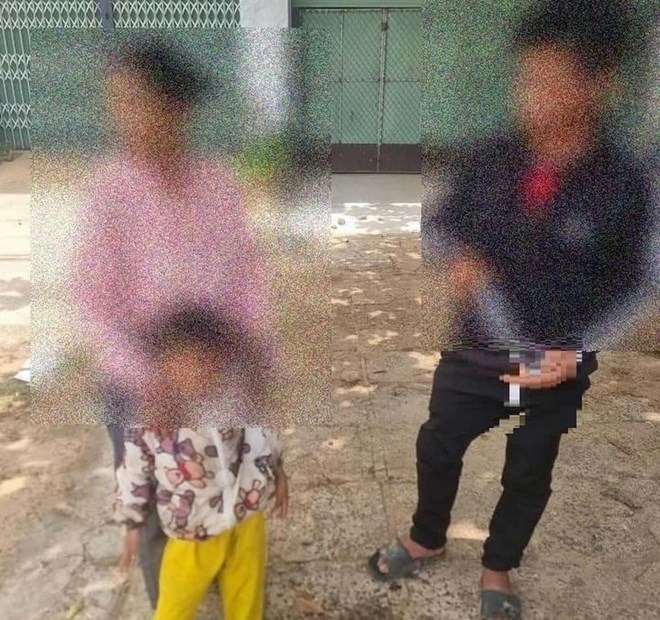 Một trong 2 bé gái lúc được mẹ đến đón về. Ảnh: Tuổi trẻ