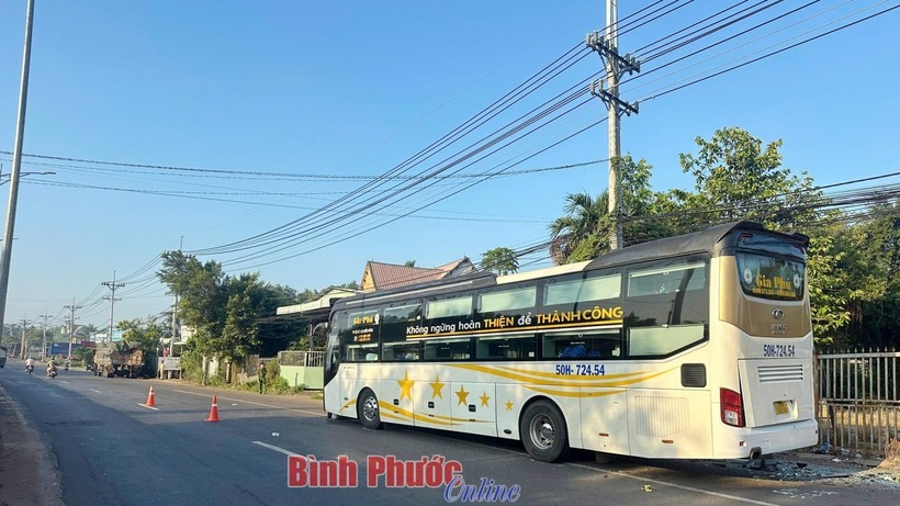 Hiện trường xảy ra vụ tai nạn. Ảnh: Báo Bình Phước.