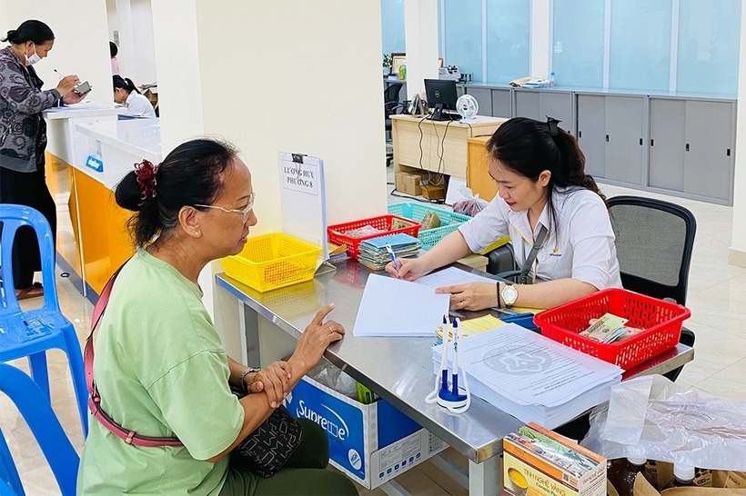 Người lao động nghỉ hưu trước tuổi vẫn có thể nhận mức lương hưu tối đa 75% nếu đáp ứng đủ thời gian đóng bảo hiểm xã hội và các điều kiện theo quy định mà không bị giảm trừ. Ảnh minh họa