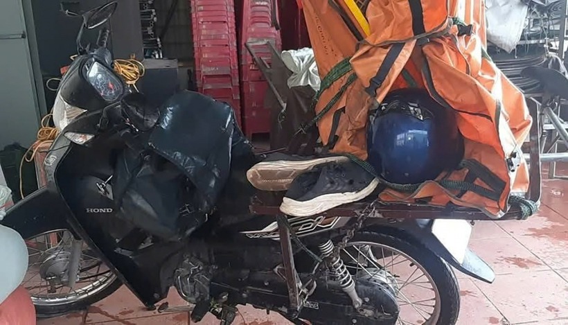 Xe máy của nam shipper. Ảnh: VOV.