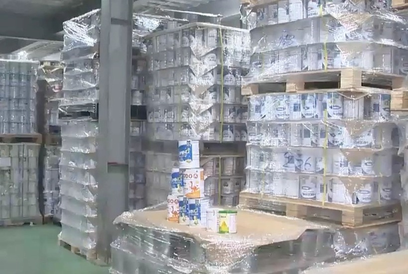 Gần 600 loại sữa giả tuồn ra thị trường bị phát hiện.