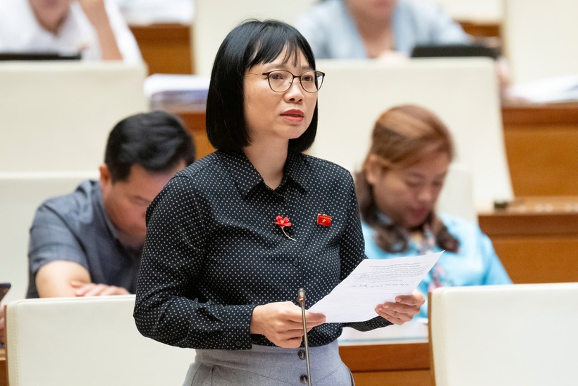 Đại biểu Nguyễn Thị Việt Nga (Ảnh: Media Quốc hội).