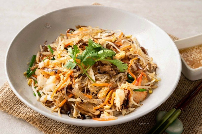 Cũng như các món nước khác, miến nên được ăn ngay sau khi nấu.