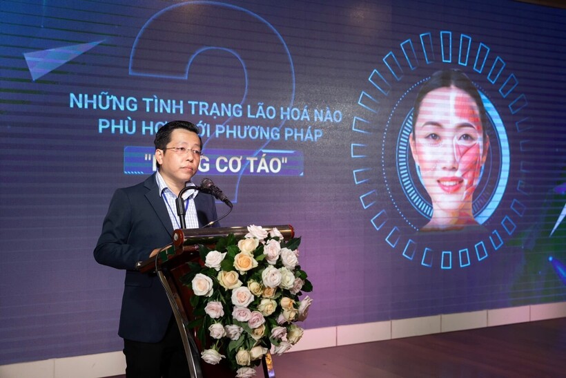 Đại diện Thẩm mỹ viện Tấm trình bày chuyên sâu về tính ứng dụng của AI trong quy trình lập kế hoạch thẩm mỹ cá nhân hóa