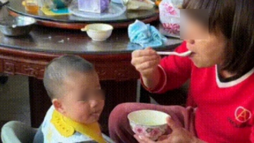 Em bé 2 tuổi mắc bệnh giang mai chỉ vì một thói quen ít ai ngờ của cha mẹ. Ảnh minh họa.