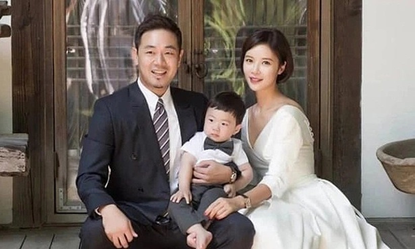 Hwang Jung Eum và chồng cũ.