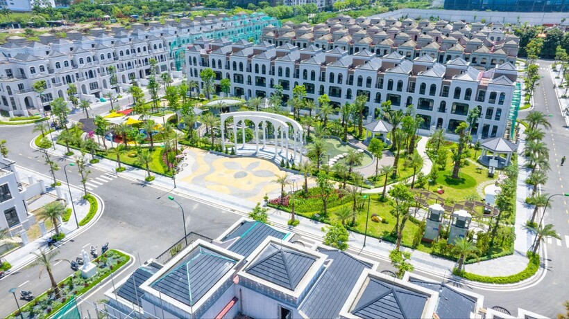 GIA by KITA tọa lạc liền kề công viên lớn nhất Hà Nội, thừa hưởng không gian xanh rộng mở cùng hệ tiện ích nội – ngoại khu hoàn chỉnh