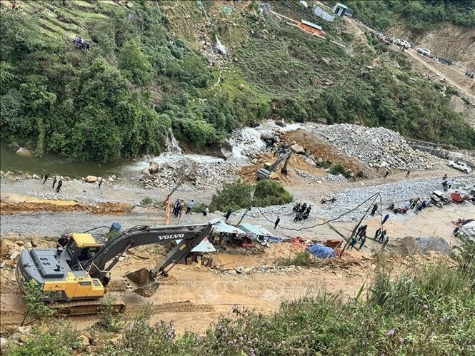 Hiện trường vụ sạt lở khi thi công thủy điện ở Lai Châu, 9 người thương vong - 3