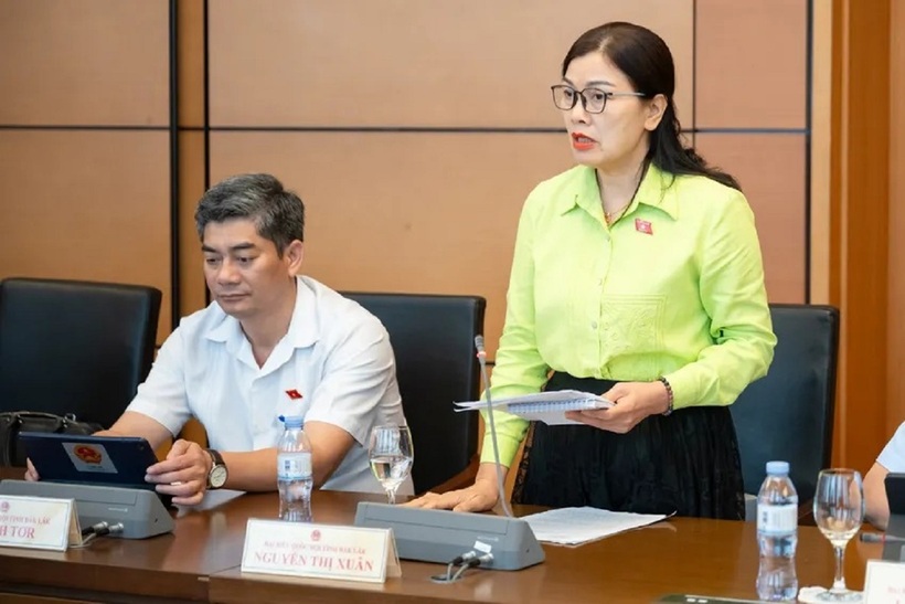 Đại biểu Nguyễn Thị Xuân (đoàn Đắk Lắk) cho rằng cần phải tăng mức tiền phạt vi phạm giao thông lên 150 - 200 triệu đồng. Ảnh: VnExpress