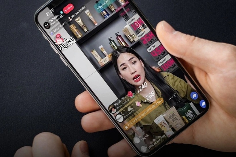 Võ Hà Linh đang là một trong số KOL dẫn đầu doanh số bán hàng livestream tại Việt Nam. Ảnh: Dân Trí.