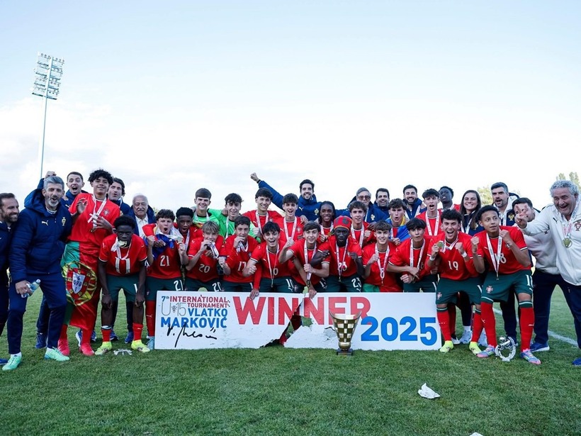 U15 Bồ Đào Nha đăng quang tại Giải đấu quốc tế Vlatko Markovic. Ảnh: Vietnamnet.