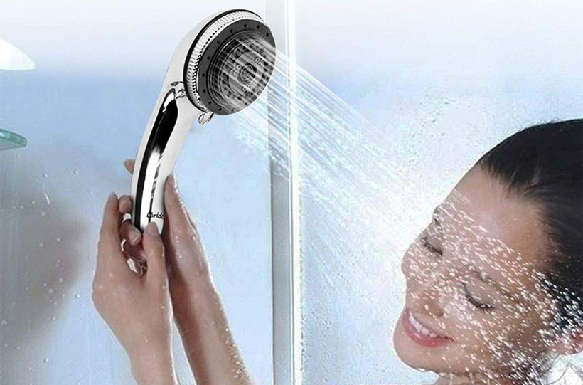 Thói quen xấu dễ gây đột quỵ vào mùa hè - 1