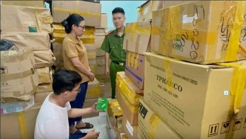 TP.HCM phát hiện 8 cơ sở kinh doanh thuốc giả, xử phạt hành chính hơn 7 tỷ đồng. Ảnh minh hoa: VTC News.