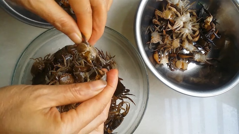 Món cua đồng được nhiều người lựa chọn trong mùa nắng nóng, đây cũng là món ăn chứa nhiều giá trị dinh dưỡng