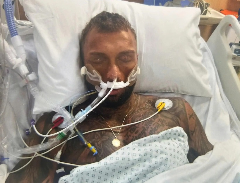 Zak Wilkinson dùng steroid suốt hai năm và suýt mất mạng vì co giật, hôn mê.