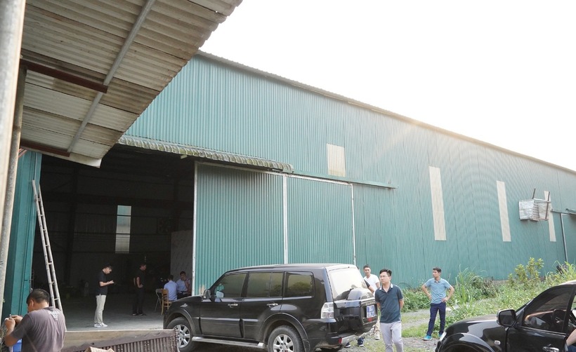 Một xưởng sản xuất khí cười vừa bị triệt phá. Ảnh: VietNamNet