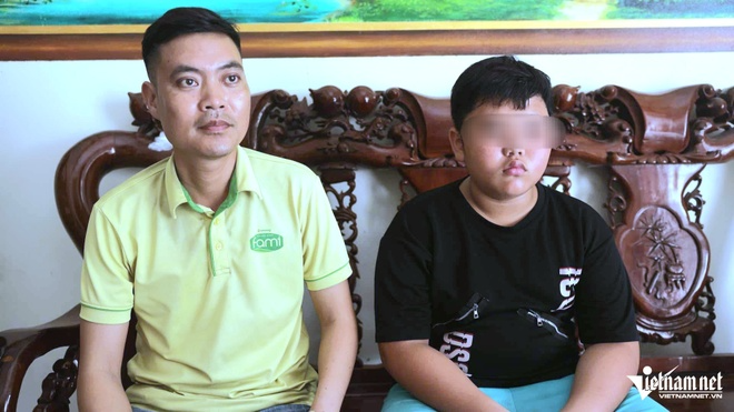 Anh Phạm Ngọc Thanh và cháu P.H.Đ. đều lấy làm tiếc về sự việc xảy ra vào chiều hôm qua. Ảnh: Vietnamnet