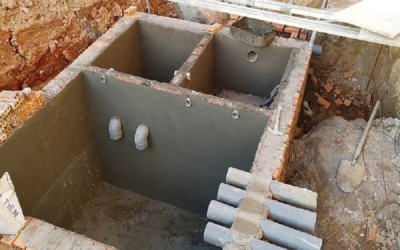 Bể phốt nên đặt ở đâu trong nhà ống?
