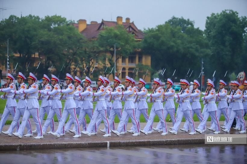 Lễ Thượng cờ rủ bắt đầu Quốc tang Nguyên Chủ tịch nước Trần Đức Lương - 13