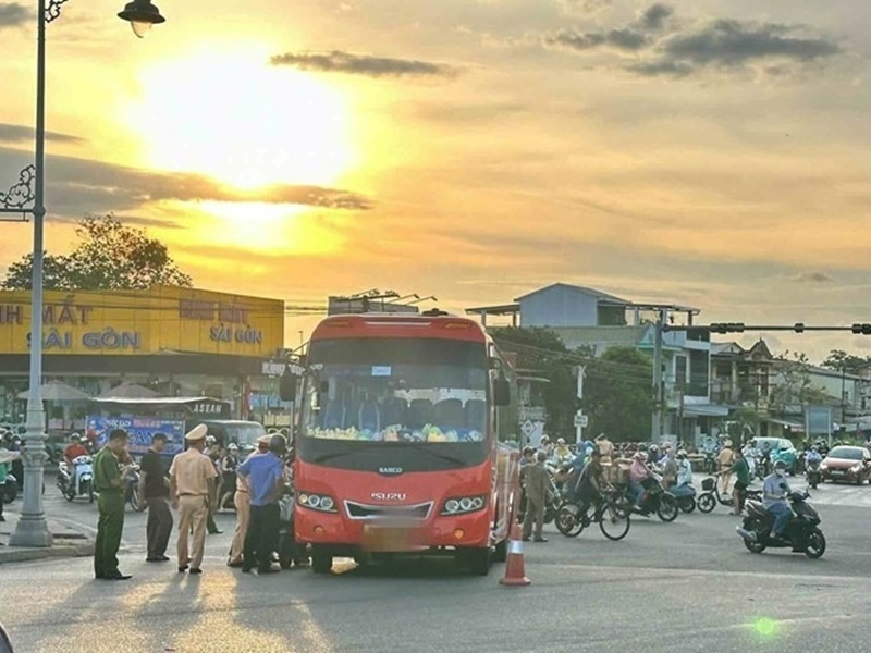Hiện trường xảy ra vụ tai nạn. Ảnh: Báo Lao động.