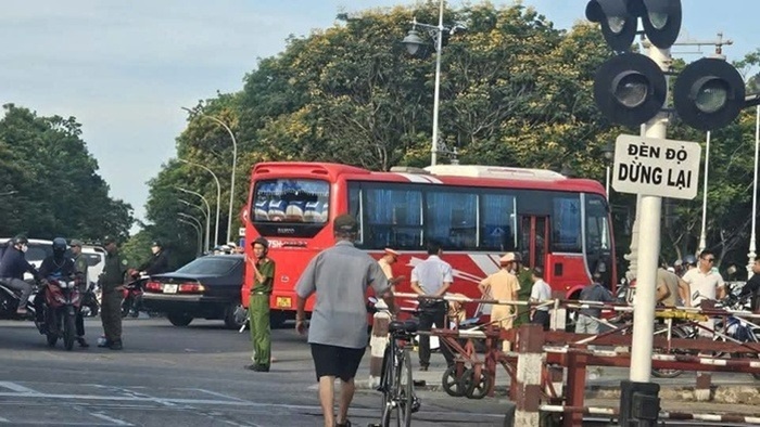 Hiện trường xảy ra vụ tai nạn. Ảnh: Báo Người lao động.