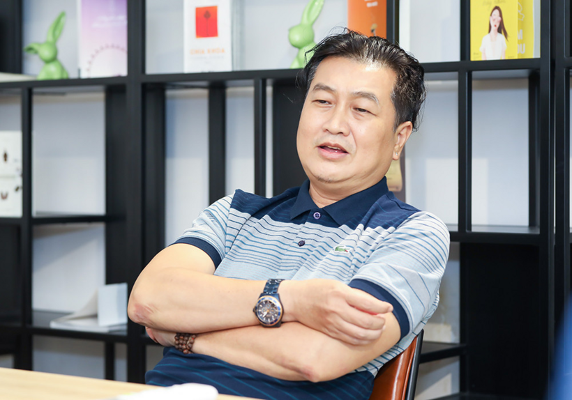 Nam nhạc sĩ Minh Nhiên - cha đẻ ca khúc "Xin lỗi tình yêu"