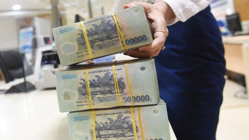 Khối tài sản bảo đảm khổng lồ bị "kẹt" trong hệ thống ngân hàng. Đây là gánh nặng lớn, không chỉ đè lên các doanh nghiệp bất động sản mà còn tạo áp lực lên toàn bộ hệ thống tín dụng. (Ảnh minh họa)