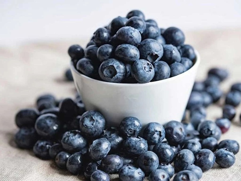 Chứa nhiều anthocyanin, việt quất giúp giảm nguy cơ mắc bệnh tim, tiểu đường.