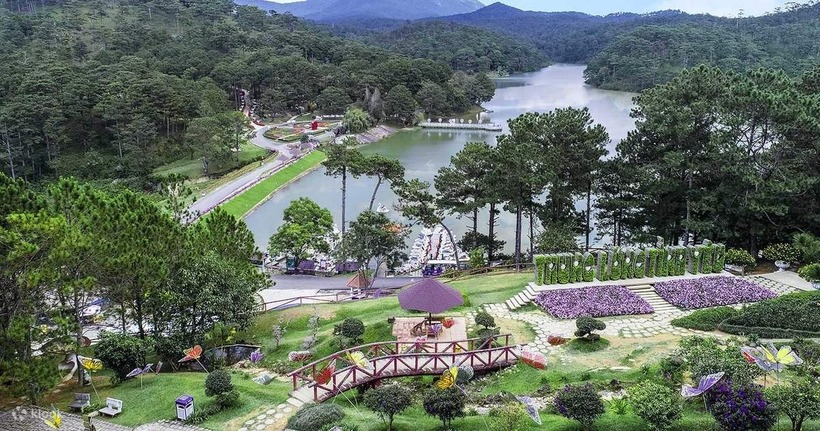 Thung Lũng Tình Yêu là trong những địa điểm du lịch lãng mạn và nổi tiếng nhất Đà Lạt. Ảnh minh hoạ.