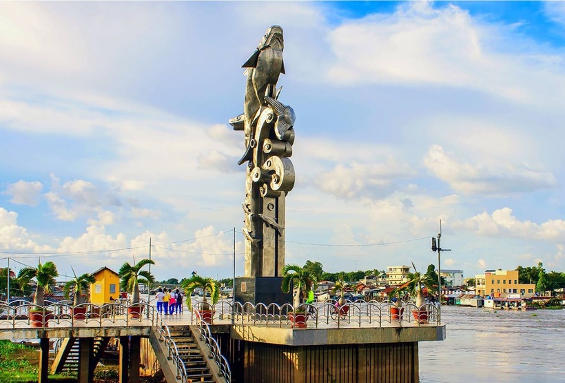 Châu Đốc là thành phố giáp biên giới, cách thủ đô Phnom Penh (Campuchia) 150 km về phía tây. Ảnh minh hoạ.