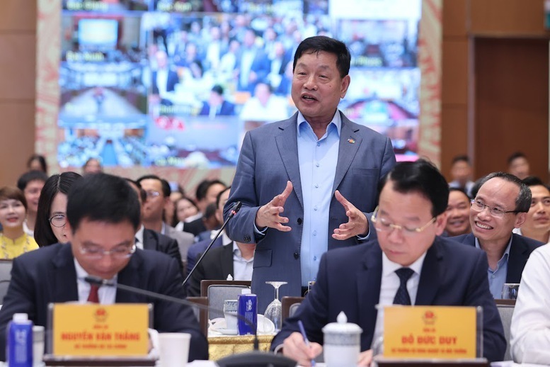 Ông Trương Gia Bình, Chủ tịch FPT, Trưởng Ban Nghiên cứu phát triển kinh tế tư nhân trực thuộc Hội đồng tư vấn cải cách thủ tục hành chính. Ảnh: VGP.