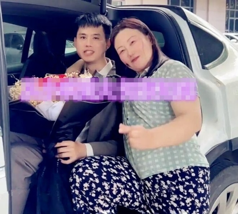 Chàng thiếu gia 25 tuổi đã quyết định cưới người phụ nữ từng làm giúp việc cho gia đình mình suốt 10 năm. Ảnh: Đời sống Gia đình.