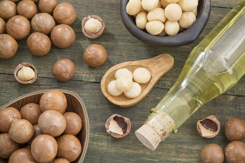 Người có vấn đề về thận nên bổ sung hạt mắc ca vào chế độ ăn vì ít protein, carbohydrate và kali.