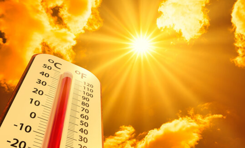 Khi làm việc ở môi trường nắng nóng, nếu không được bù kịp thời sẽ dẫn tới giảm khối lượng tuần hoàn gây trụy tim mạch, rối loạn điện giải nặng có thể gây tử vong. Ảnh minh họa