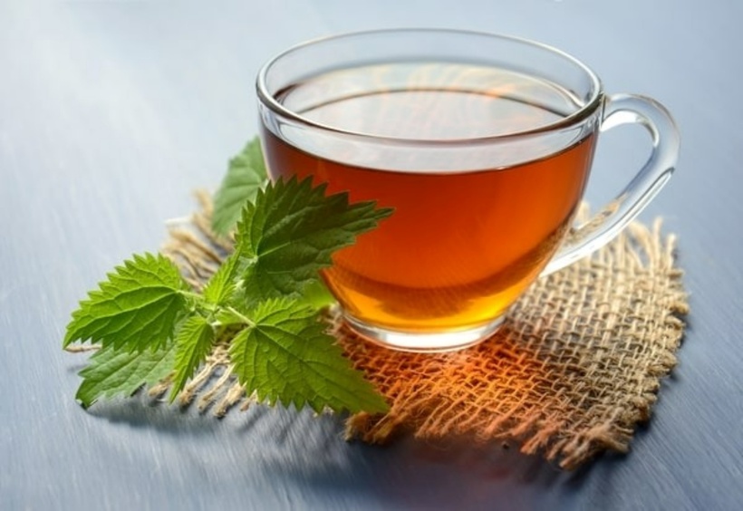 Các loại trà thảo mộc chứa nhiều hợp chất hoạt tính sinh học như phenol, flavonoid và alkaloid có tác dụng chống viêm và chống đái tháo đường. Ảnh minh họa.