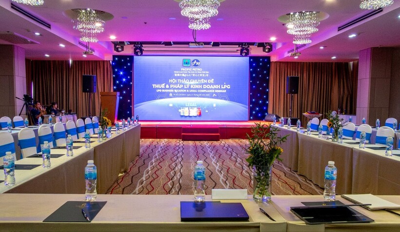 Toàn cảnh hội trường trước khi diễn ra hội thảo