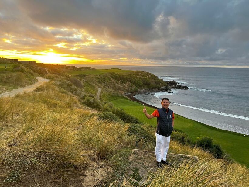 Các thành viên VinClub trải nghiệm Cape Wickham Golf Links và thưởng lãm khung cảnh ngoạn mục tại đảo King.