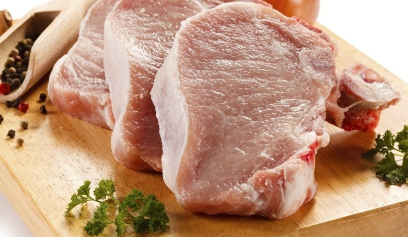Thịt lợn ngoài nguy cơ nhiễm giun sán còn có thể nhiễm chất tăng trọng, chất tạo nạc hay ngâm chất bảo quản. Ảnh minh họa.