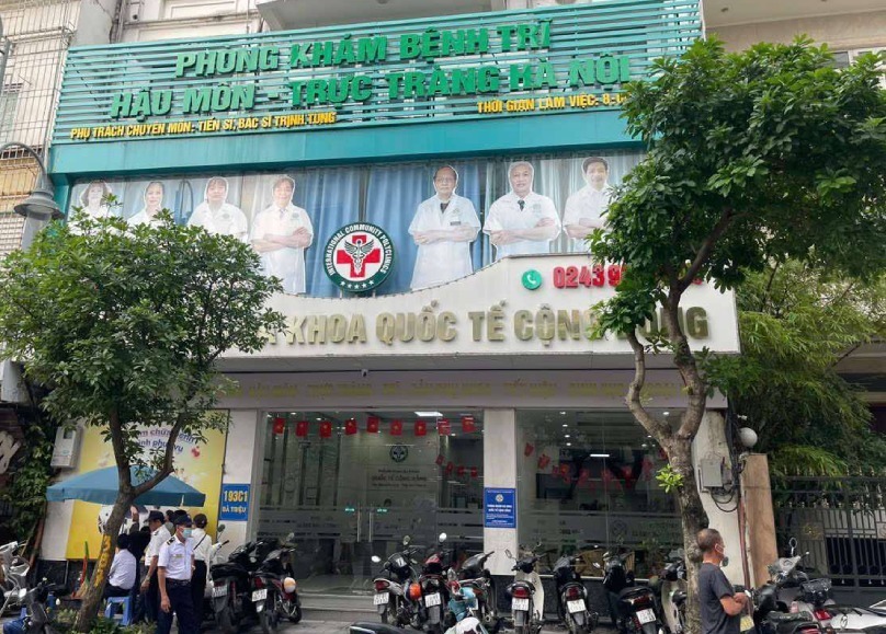 Phòng khám Đa khoa Quốc tế Cộng đồng nơi xảy ra vụ việc nam điều dưỡng nhiễm HIV quấy rối tình dục bệnh nhân sau mổ trĩ. Ảnh: VietNamnet