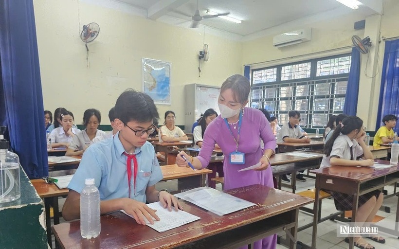 Thí sinh tham gia Kỳ thi vào lớp 10 THPT 2025 ở TP.HCM. Ảnh: Nguyễn Lành