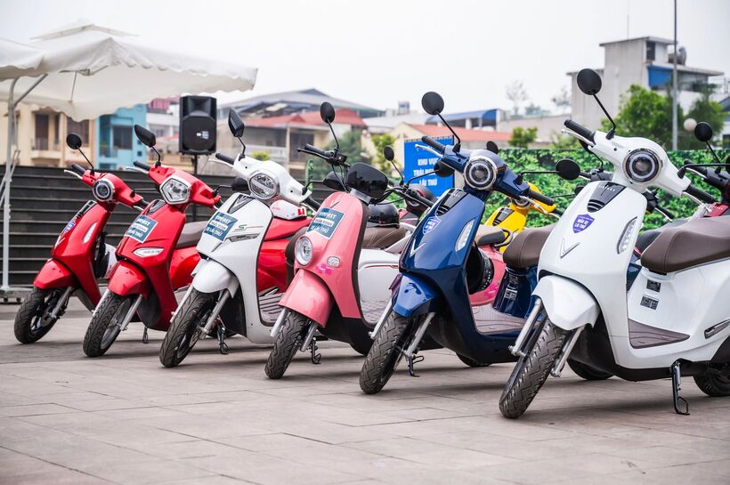 Giá xe máy VinFast tốt chưa từng có, người trẻ và dân văn phòng đua nhau xuống tiền - 2