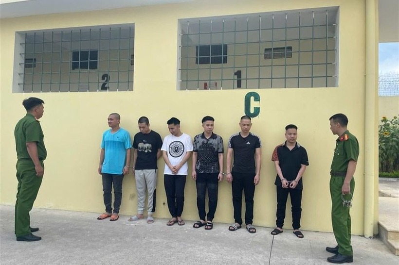 Các đối tượng tại cơ quan điều tra. (Ảnh: Công an tỉnh Thanh Hóa)