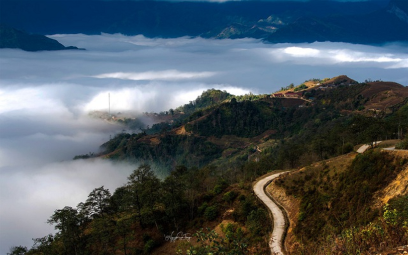Săn mây tại Y Tý